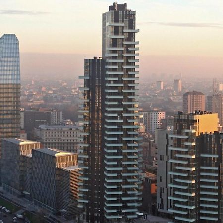 Stylish Elegant Suite In Torre Solaria With Exclusive Milan'S View Kültér fotó